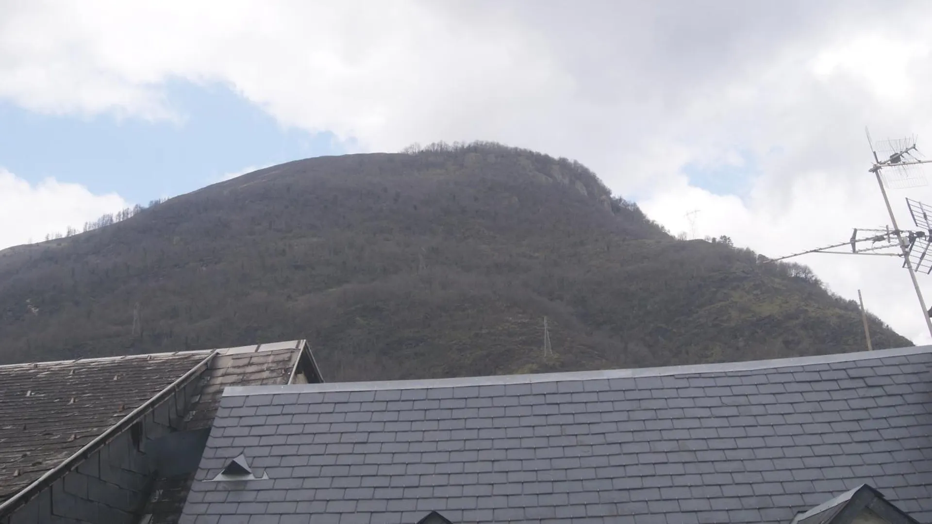 Appartement Reines Des Pyrenees, T2, Entier, Centre Luchon, Wifi, Casier A Skis, Ascenseur Bagnères-de-Luchon Franciaország
